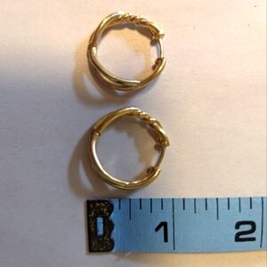 Gold plate 1" hoops-post style